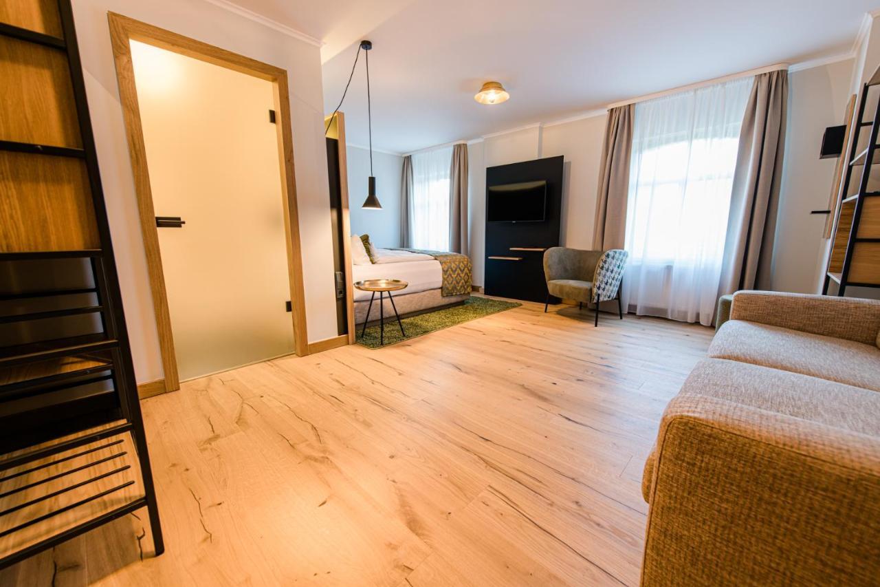 Weinhotel Freylich Zahn Freyburg Ngoại thất bức ảnh